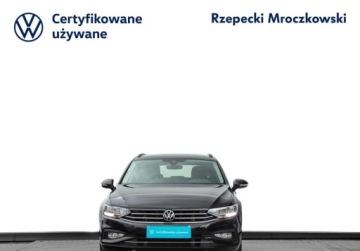 Volkswagen Passat B8 Variant Facelifting 2.0 TDI SCR 150KM 2023 Volkswagen Passat 2.0TDI 150KM DSG, Business, App Connect, Pakiet Zimowy,, zdjęcie 1
