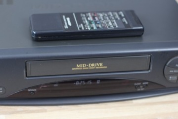 Видеомагнитофон Sharp VC-239, пульт дистанционного управления