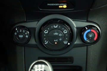 Ford Fiesta VII 2013 Ford Fiesta 1.0 i, Klima, Podgrzewane siedzienia, zdjęcie 9