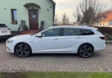 Opel Insignia II Sports Tourer 2.0 Turbo 260KM 2017 Opel Insignia 2.0T 260KM 4x4 Aut Voll Full LED Key-less Serwis Dla wymagaj, zdjęcie 1