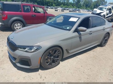 BMW Seria 5 G30-G31 2021 BMW Seria 5 xDrive 2021 4.4l 4.4 Benzyna 523KM, zdjęcie 1