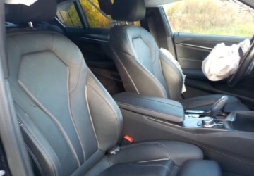 BMW Seria 5 G30-G31 2022 BMW Seria 5 Plug-in Okazja 2.0 Hybryda Plug-in 190KM, zdjęcie 17