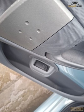 Toyota Aygo I Hatchback 3d 1.0 VVT-i 68KM 2005 Toyota Aygo 1,0 klima wspomaganie elektryka radio zarejestrowany Benzyna, zdjęcie 14