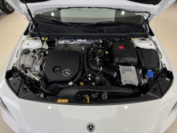 Mercedes CLA C118/X118 Coupe Facelifting 1.3 200 163KM 2024 Mercedes-Benz CLA 200 7G-DCT / LED / Kamera / CarP, zdjęcie 17