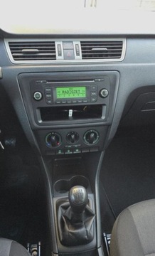 Skoda Rapid II Spaceback 1.2 TSI 105KM 2014 Skoda RAPID 1,2 benzyna 105 KM klima zarejestrowany 121 tys km 1.2 Benzyna, zdjęcie 7