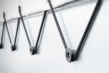 Боковой ролик прицепа для крепления сетчатого чехла, брезента