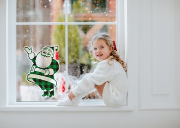РОЖДЕСТВЕНСКАЯ наклейка на окно SANTA GREEN великолепна.