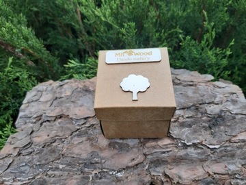 Деревянные запонки с гравировкой