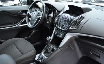 Opel Zafira C Tourer 1.4 Turbo ECOTEC 140KM 2016 Opel Zafira 7 osobowy 1.4 Turbo Benzyna Nawigacja Tempomat Cz. parkowania, zdjęcie 16
