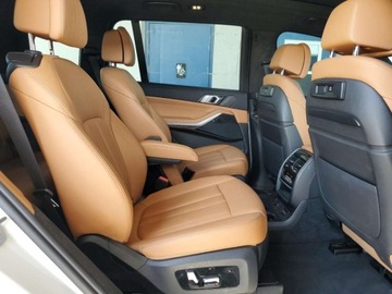 BMW X7 2022 BMW X7 xDrive40I 2022 3.0l 3.0 Benzyna 335KM, zdjęcie 11