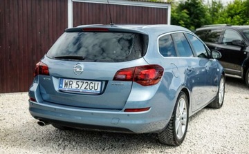 Opel Astra J Sports Tourer 1.4 Turbo ECOTEC 140KM 2011 Opel Astra 1.4T 140KM Led Xenon PDC Climatronic serwis ASO Alu 1.4 Benzyna, zdjęcie 5