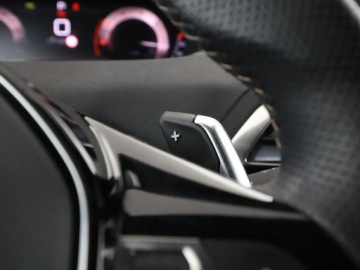 Peugeot 3008 II Crossover Facelifting  1.5 BlueHDi 130KM 2023 Peugeot 3008 GT Line automat navi kamera ACC, zdjęcie 33