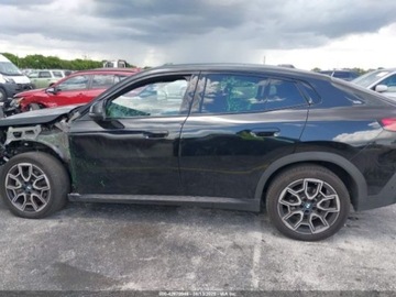 BMW X2 U10 2025 BMW X2 2025 BMW X2 xDrive28i Sports Activity Coupe 2.0 Benzyna 241KM, zdjęcie 3