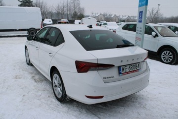 Skoda Octavia IV Liftback 2.0 TDI 115KM 2021 Škoda Octavia Skoda Octavia AMBITION F-vat Salon, zdjęcie 6