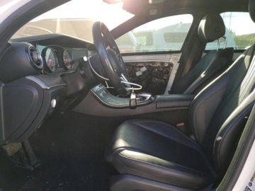 Mercedes Klasa E W213 2019 Mercedes-Benz Klasa E 2019r., 4MATIC, od ubezpieczalni 2.0 Benzyna 241KM, zdjęcie 6