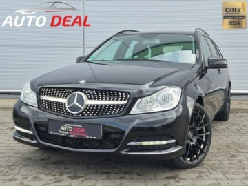 Mercedes Klasa C W204 Kombi T204 1.6 180 K BlueEFFICIENCY 156KM 2012 Mercedes C 180 Benzyna, 156KM, Nawigacja