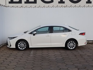 Toyota Corolla XII Sedan 1.8 Hybrid 122KM 2022 Toyota Corolla 1.8 Hybrid, Salon Polska, zdjęcie 2
