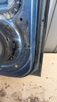 DVEŘE PRAVÉ PŘEDNÍ HYUNDAI MATRIX 03R