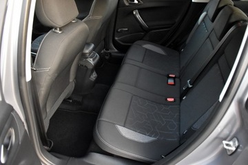 Peugeot 2008 I SUV Facelifting 1.2 PureTech 82KM 2018 Peugeot 2008 I LIFT Active 1.2MPI 82KM TYLKO 65100km Wyposażony Crossover!, zdjęcie 25