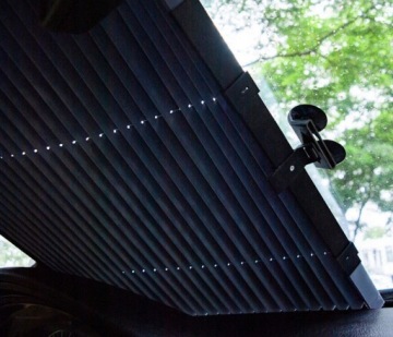 Солнцезащитная шторка для автомобиля шириной 150 см с присосками