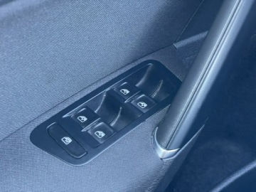 Volkswagen Golf VII Variant Facelifting 1.6 TDI-CR DPF BMT 115KM 2019 Volkswagen Golf 1,6 TDi DSG Comfortline 2019r, ACC, zdjęcie 12