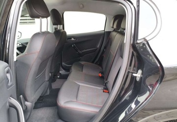 Peugeot 208 I Hatchback 5d Facelifting 1.2 PureTech 110KM 2016 Peugeot 208 Peugeot 208 1.2 Benzyna 110KM, zdjęcie 19