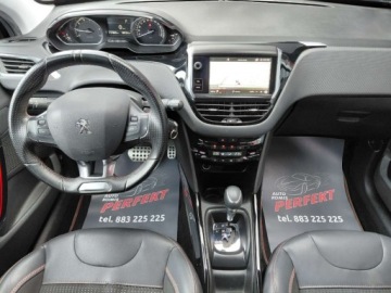 Peugeot 2008 I SUV Facelifting 1.2 PureTech 110KM 2019 Peugeot 2008 GT Line Automat Klimatronik Komputer Tempomat 1.2 Benzyna, zdjęcie 15