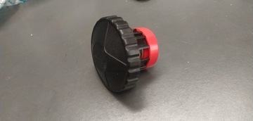 КРЫШКА ТОПЛИВНОГО ЗАЛИВА VESPA PX Новая организация