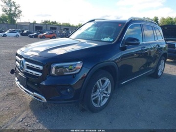 Mercedes GLB 2022 Mercedes-Benz GLB 250 4Matic 2022 2.0l 2.0 Benzyna 221KM, zdjęcie 1