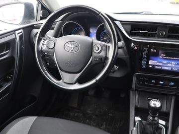 Toyota Auris II Touring Sports Facelifting 1.33 Dual VVT-i 99KM 2017 Toyota Auris 1.3 Dual VVT-i, Salon Polska, zdjęcie 6