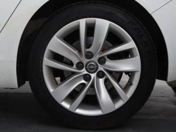 Opel Insignia I Sports Tourer Facelifting 2.0 CDTI BiTurbo ECOTEC 195KM 2015 Opel Insignia 2.0 BiTurbo CDTI, 191 KM, Automat, zdjęcie 14