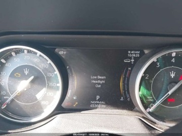 Maserati Levante 2021 Maserati Levante 2021 3.0l 3.0 Benzyna 345KM, zdjęcie 10