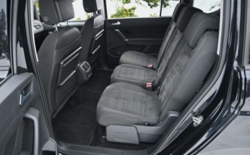 Volkswagen Touran III 1.6 TDI 115KM 2018 Volkswagen Touran 1,6 TDI 115 KM DSG FULL LED HIGH-LINE Alcantara Nawigacja, zdjęcie 25