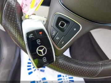 Mercedes Klasa E W213 2018 Mercedes-Benz Klasa E 2018 Mercedes-Benz E-Class E 400 RWD Cabriolet 3.0, zdjęcie 11