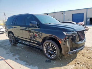 Cadillac Escalade III 2022 Cadillac Escalade 2022, Sport Platinum, 6.2L, od ubezpieczalni 6.2 Benzyna, zdjęcie 2