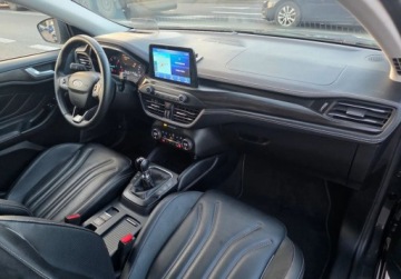 Ford Focus IV Kombi 2.0 EcoBlue 150KM 2019 Ford Focus SW 2.0Dieselful wersja VignaleBezwypadkowy jak nowy 2.0 Diesel, zdjęcie 6
