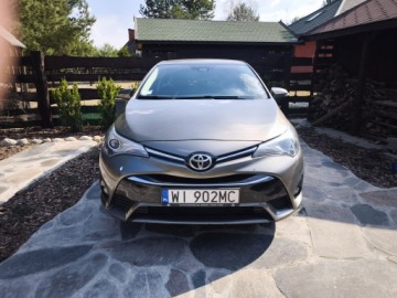 Toyota Avensis III Sedan Facelifting 2015 1.8 Valvematic 147KM 2018 Toyota Avensis (III) 1.8 Active 108kw 147KM 2018r (I rej. luty 2019r), zdjęcie 2