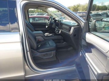 Ford Expedition III 2024 Ford Expedition XLT Max 2024 3.5l 3.5 Benzyna 380KM, zdjęcie 9