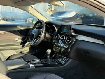 Mercedes Klasa C W205 Kabriolet Facelifting 1.6 200d 160KM 2019 Mercedes-Benz Klasa C 200 d ManualLedParktronicSalon PL 1.6 Diesel 160KM, zdjęcie 9