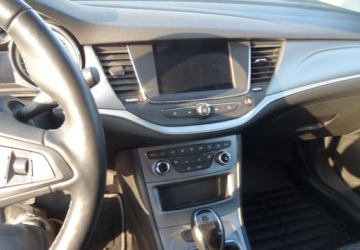 Opel Astra K Sportstourer Facelifting 1.5 Diesel 122KM 2021 Opel Astra Opel Astra 2021 1.5 Diesel 122KM, zdjęcie 11