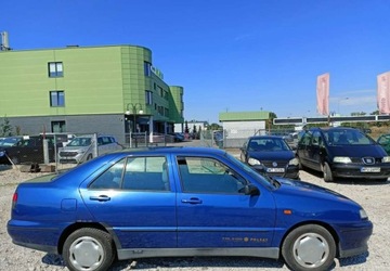 Seat Toledo I 1997 Seat Toledo Seat Toledo 1.8 SE 1.8 Benzyna 90KM, zdjęcie 4