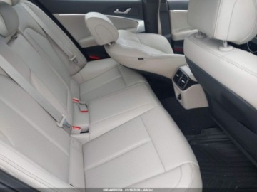  Genesis G70 2.0t 2022 2.0 Benzyna 252KM, zdjęcie 11