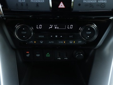 Mitsubishi Eclipse Cross SUV 1.5 T 163KM 2017 Mitsubishi Eclipse Cross 1.5 T-MIVEC, zdjęcie 15