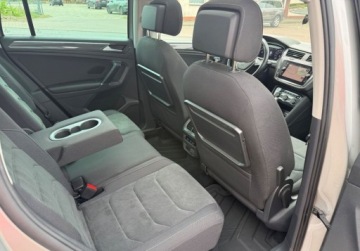 Volkswagen Tiguan II SUV 2.0 TDI 150KM 2017 Volkswagen Tiguan 2.0Tdi DSG R-line 4-motion Panorama dach Full led 2.0, zdjęcie 10