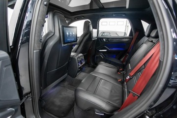 Porsche Cayenne III SUV Plug-In 4.0 V8 Turbo 680KM 2020 Porsche Cayenne Turbo S e-Hybrid 680KM., zdjęcie 18