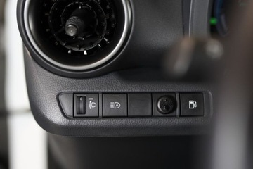 Toyota C-HR II SUV 2.0 Hybrid Dynamic Force 197KM 2023 Toyota C-HR 2.0 Hybrid Dynamic Force Style AWD 2.0 Hybryda 197KM, zdjęcie 13