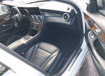 Mercedes Klasa C W205 2020 Mercedes-Benz Klasa C 2020, 2.0L, 4x4, od ubezpieczalni, zdjęcie 9