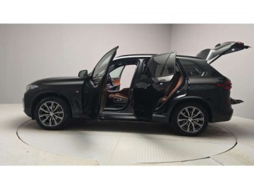 BMW X5 G05 SUV Facelifting 3.0 30d 298KM 2024 BMW X5 Bmw X5 Diesel Mr23 E6d G05 3.0 Diesel 298KM, zdjęcie 9