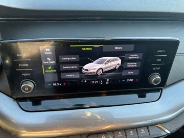 Skoda Octavia IV Kombi 2.0 TDI 115KM 2022 Skoda Octavia 2,0 TDI 115 KM, zdjęcie 10
