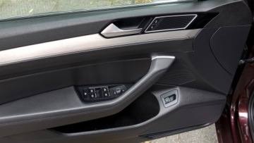 Volkswagen Passat B8 Variant 2.0 TDI 150KM 2015 .. 3 strefowy klimatronik .. Lampy Full Led .. Grzane Fotele PRZÓD i Tył, zdjęcie 2